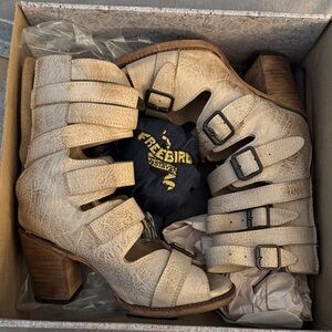 Freebird Women's Tan Leather Heeled Boots